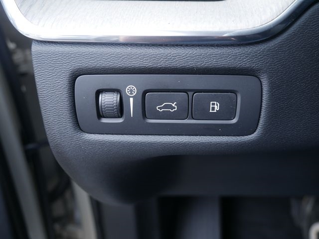 Volvo  Business