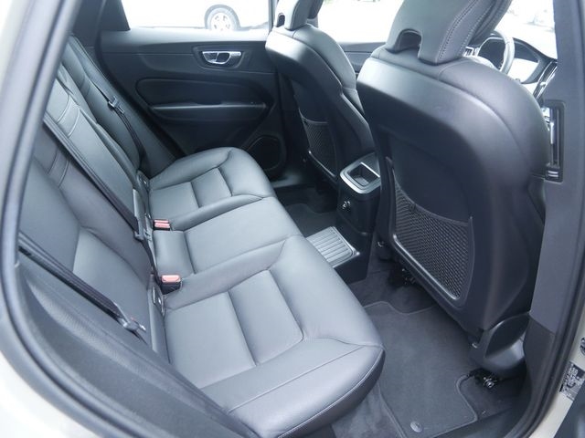 Volvo  Business