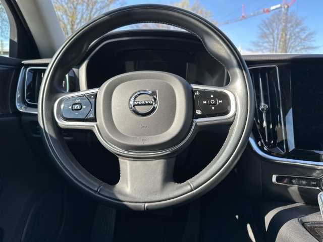 Volvo  T6 Inscription Recharge Plug-In Hybrid AWD