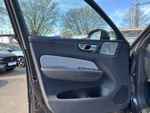 Volvo  T8 Inscription Twin Engine AWD