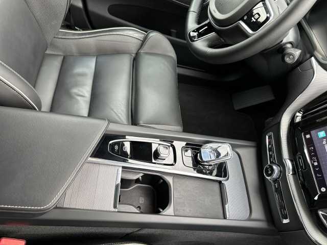 Volvo  Recharge T6 Plus Black Edition AHK ACC