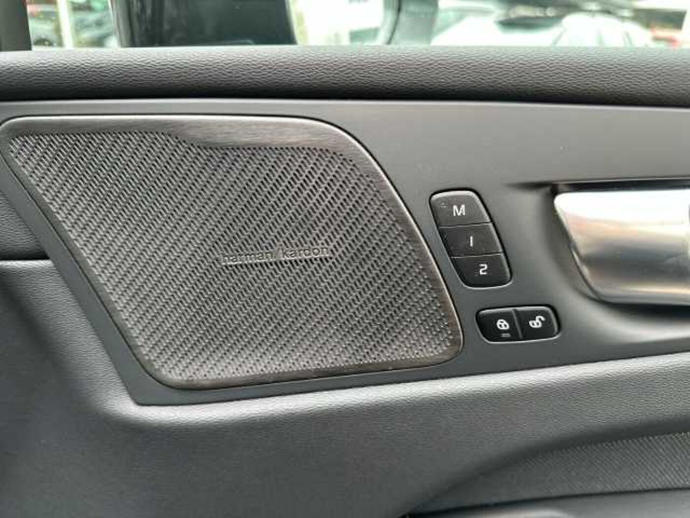 Volvo  Recharge T6 Plus Black Edition AHK ACC