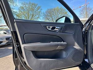 Volvo  T6 Inscription Recharge Plug-In Hybrid AWD