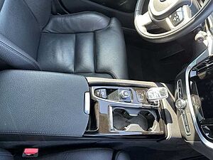 Volvo  T6 Inscription Recharge Plug-In Hybrid AWD