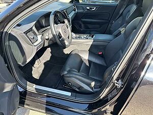 Volvo  T6 Inscription Recharge Plug-In Hybrid AWD