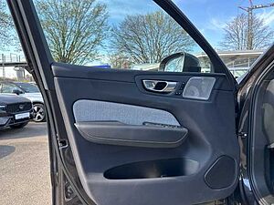 Volvo  T8 Inscription Twin Engine AWD