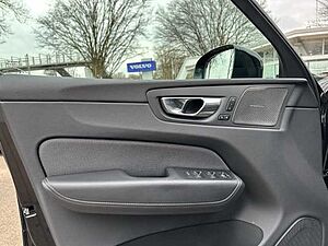 Volvo  Recharge T6 Plus Black Edition AHK ACC