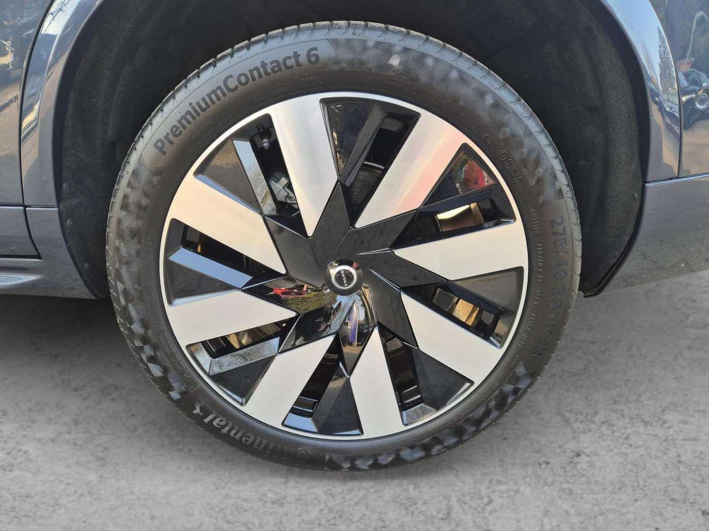 Volvo  T8 Recharge Ultimate Bright Plug-In Hybrid