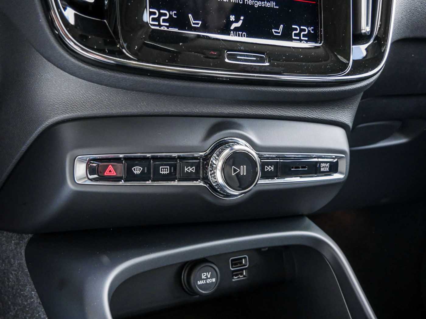 Volvo  T4 Inscription Expression Recharge Plug-In Hybrid