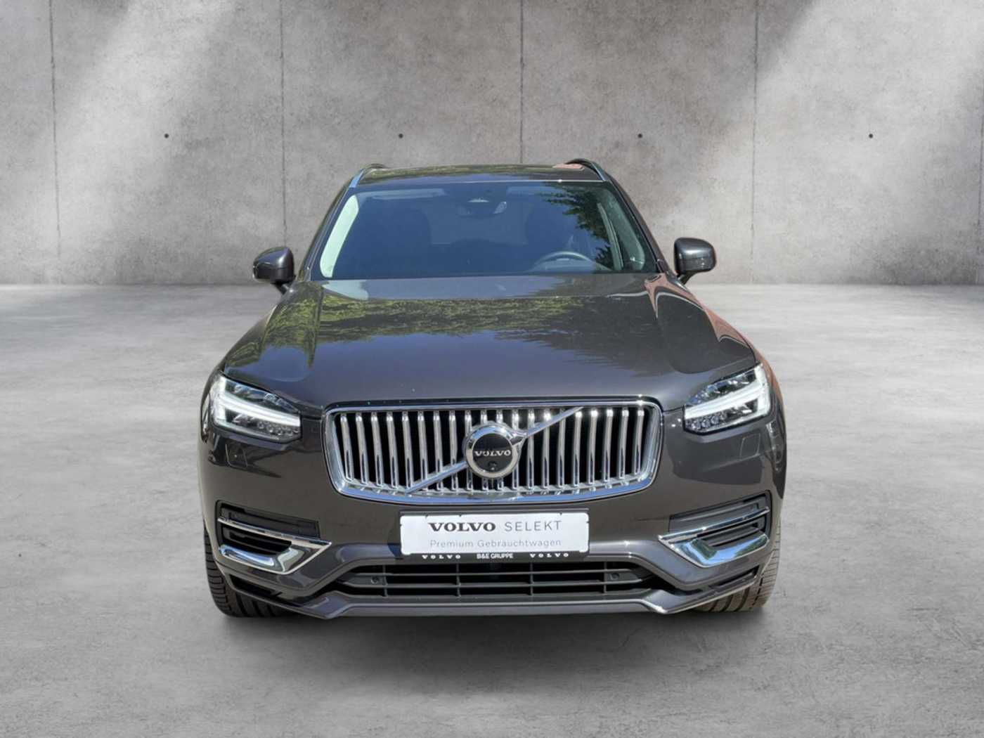 Volvo  T8 Plus Bright Recharge Plug-In Hybrid AWD