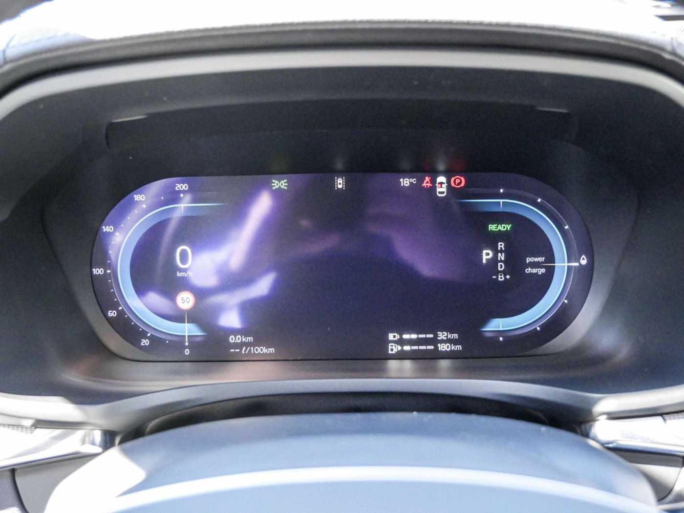 Volvo  T8 Ultimate Dark Recharge Plug-In Hybrid AWD