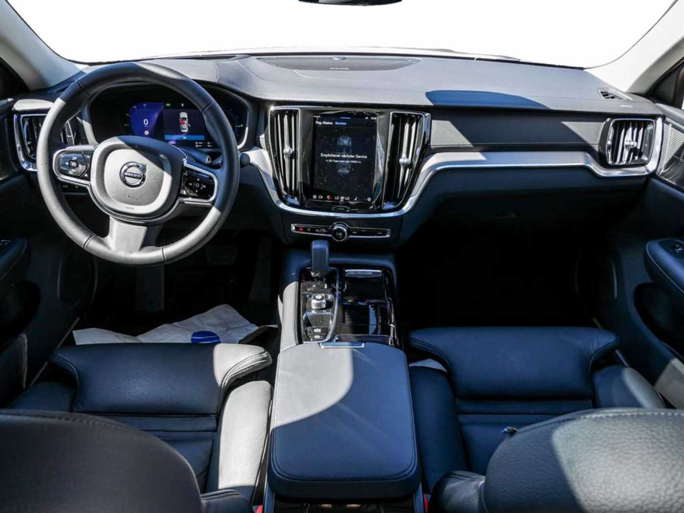 Volvo  T8 Ultimate Dark Recharge Plug-In Hybrid AWD