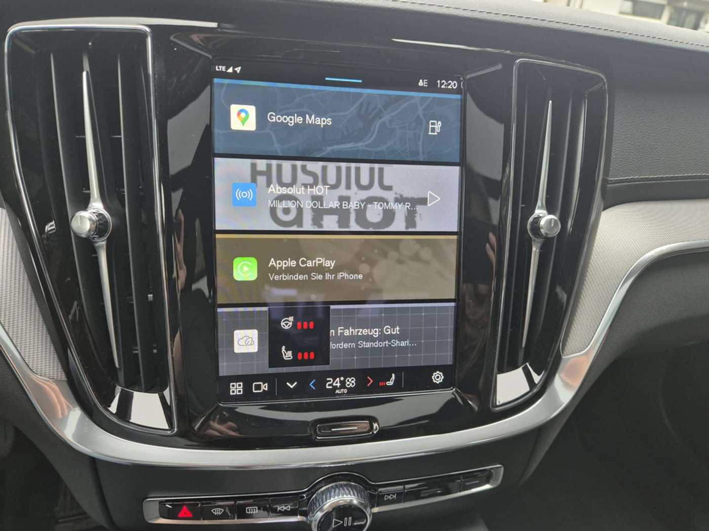 Volvo  T8 Ultimate Dark Recharge Plug-In Hybrid AWD