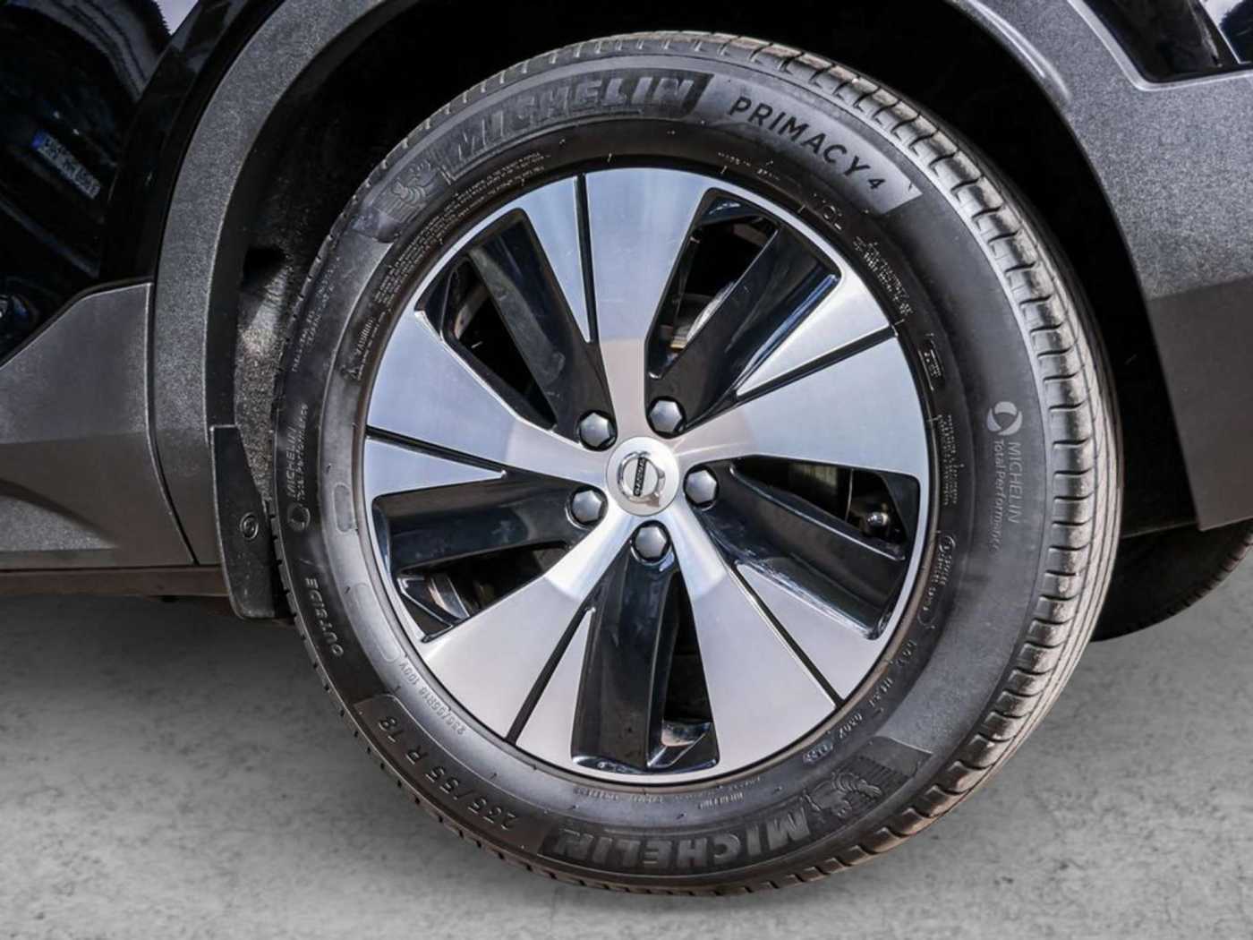 Volvo  T4 Inscription Expression Recharge Plug-In Hybrid