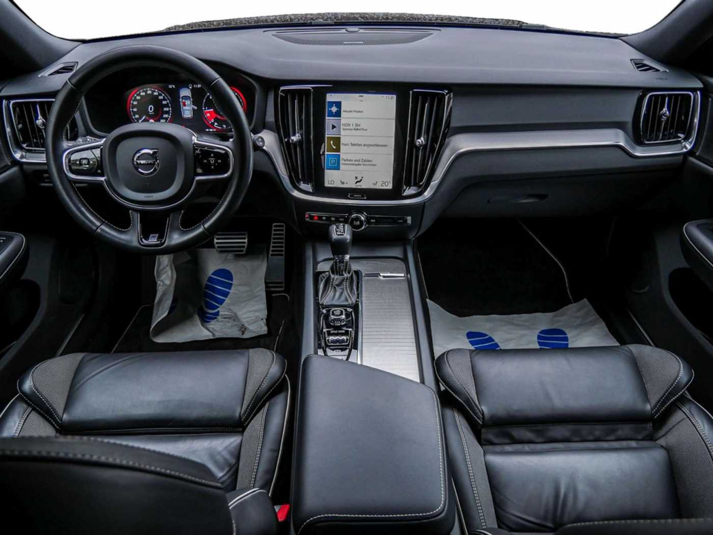 Volvo  D3 R-Design Geartronic *BLIS*NAVI*PDC*DAB*ACC*