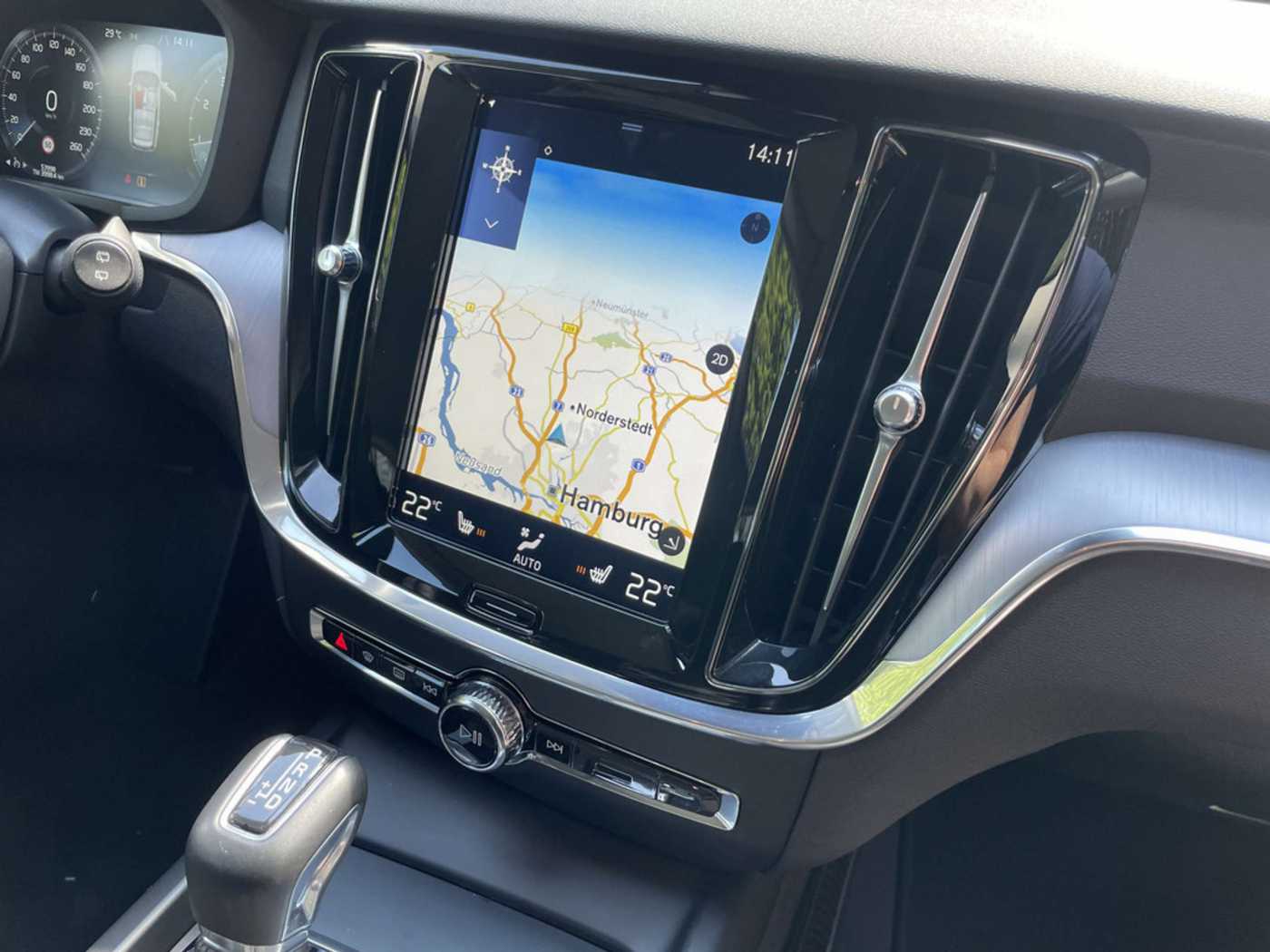 Volvo  T4 Geartronic Momentum Pro SHZ NAVI LED