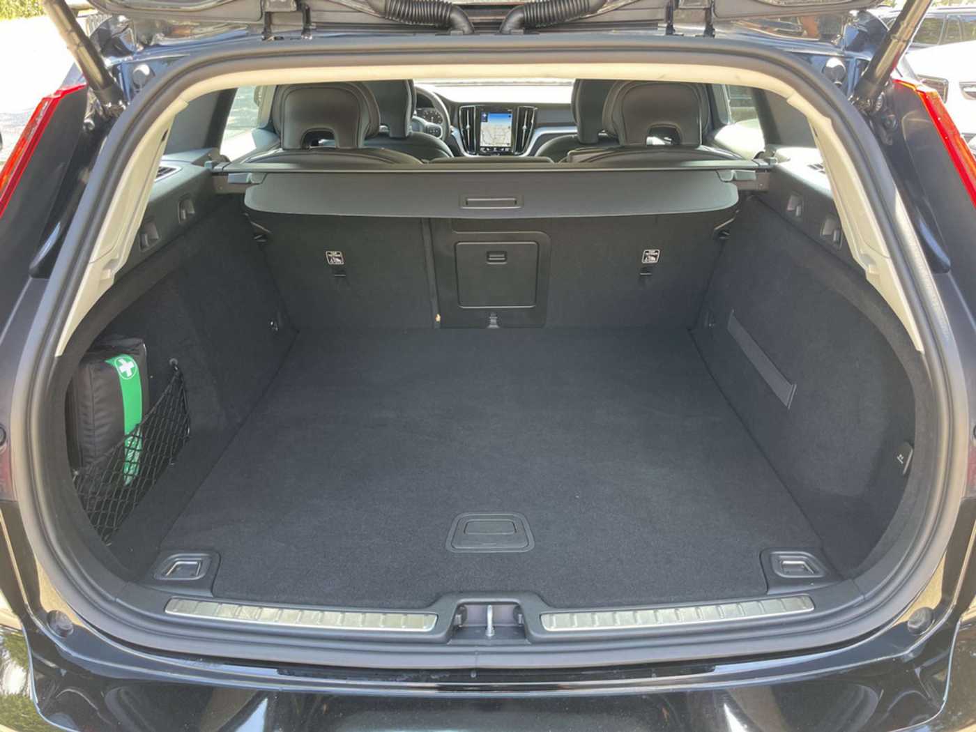 Volvo  T4 Geartronic Momentum Pro SHZ NAVI LED