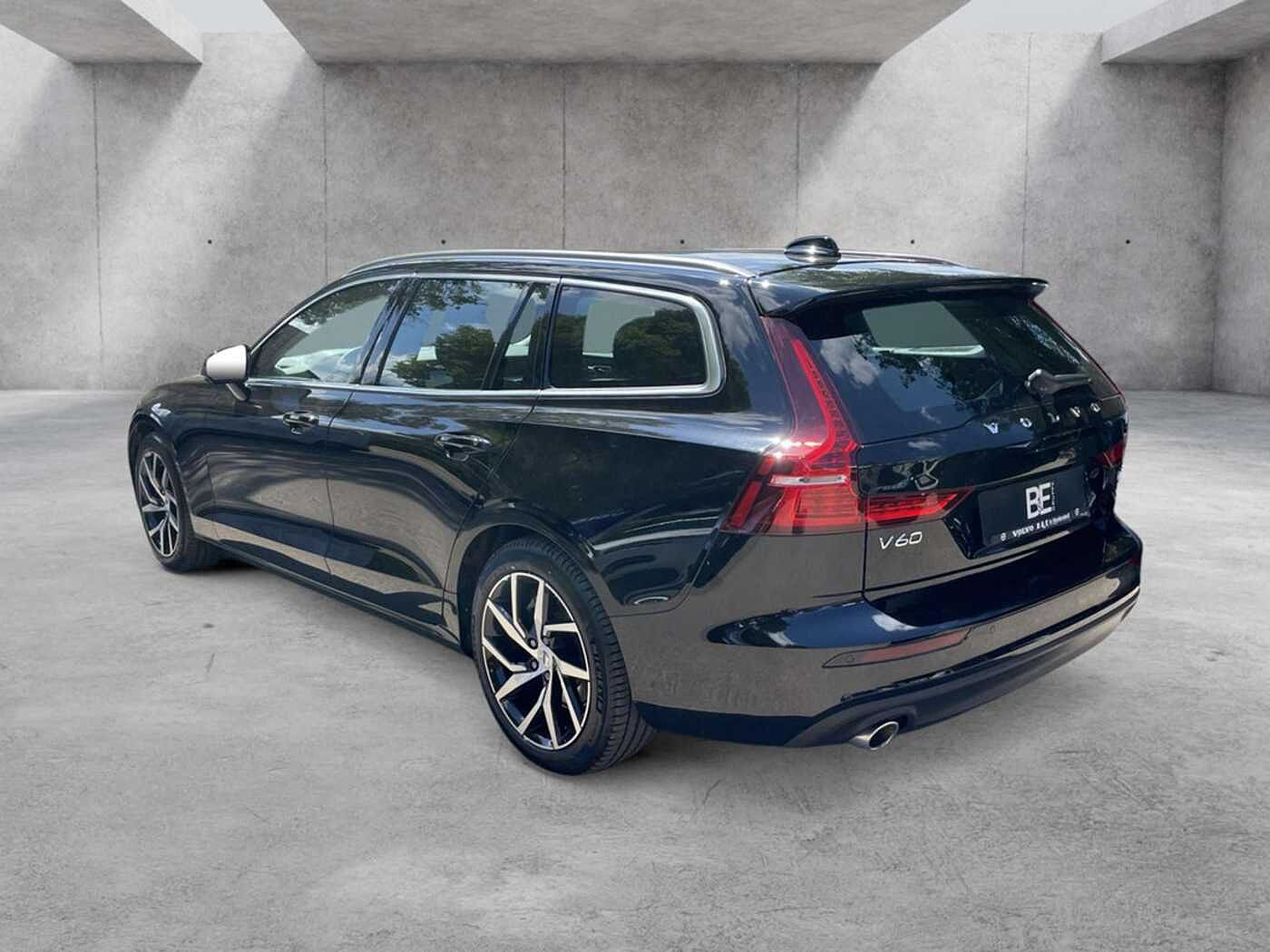 Volvo  T4 Geartronic Momentum Pro SHZ NAVI LED