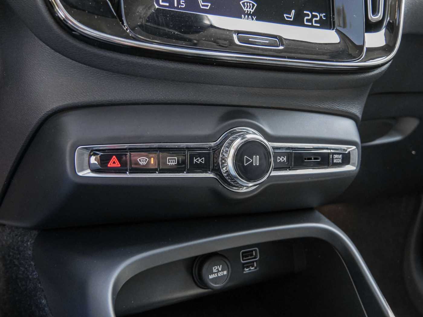 Volvo  T4 Inscription Expression Recharge Plug-In Hybrid