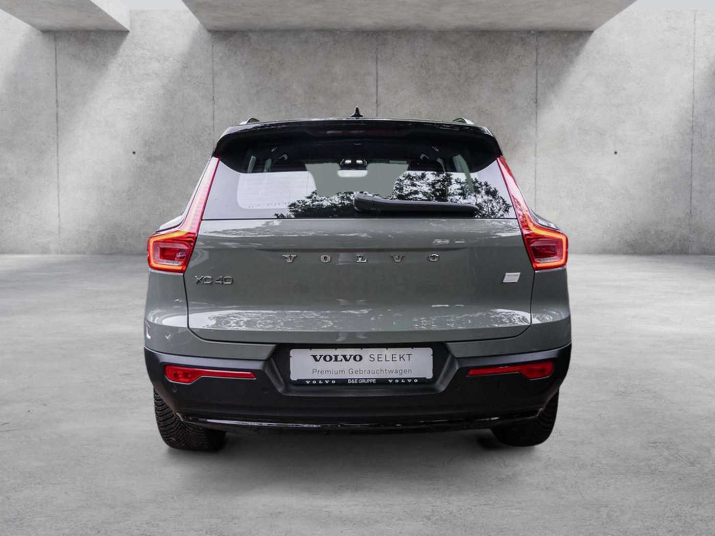 Volvo  Core Recharge Pure Electric Anhängerkupplung | 1. Hand
