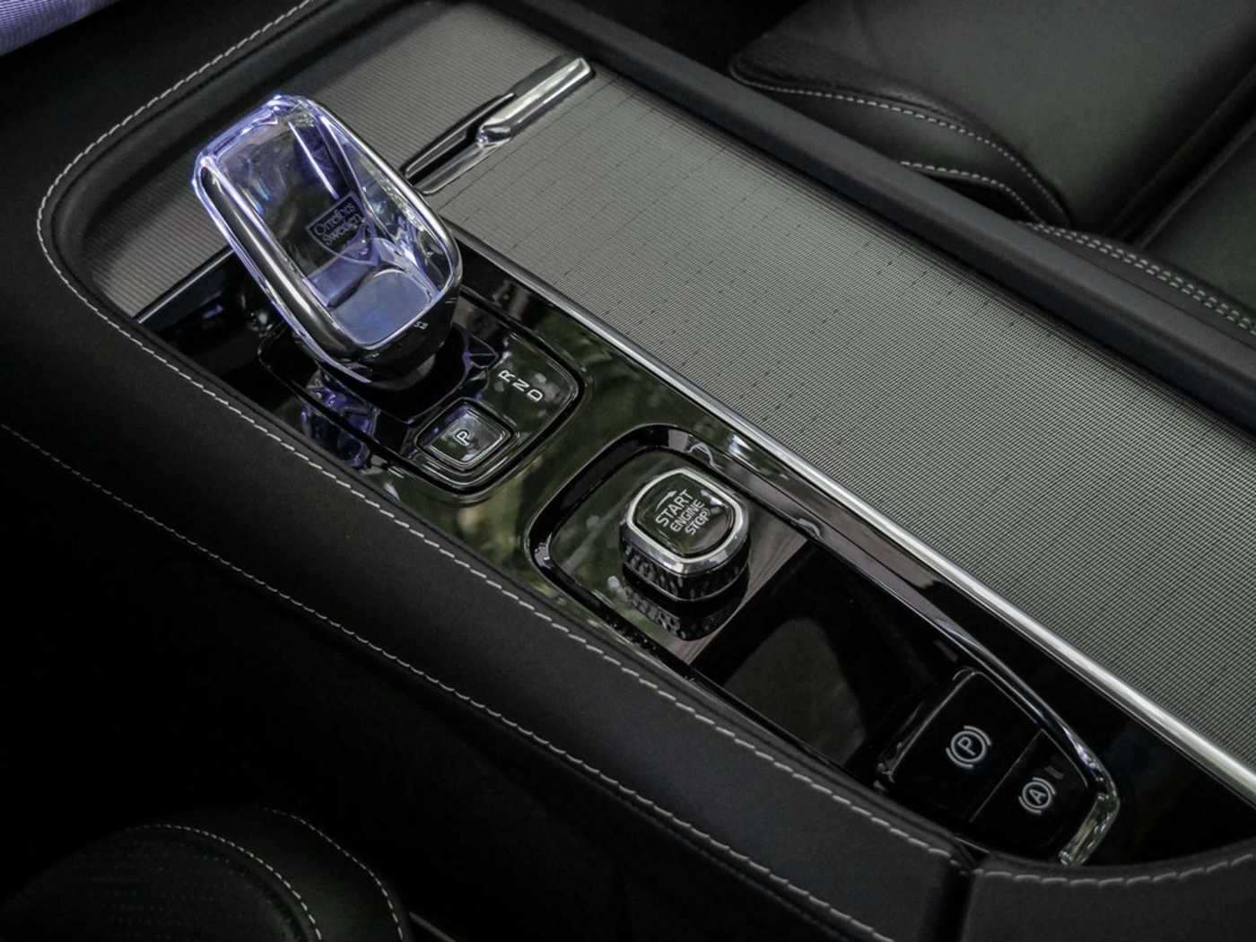 Volvo  T8 Plus Bright Recharge Plug-In Hybrid AWD