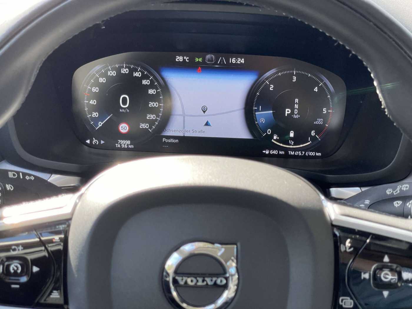 Volvo  B4 Geartronic Momentum Pro SHZ NAVI LED