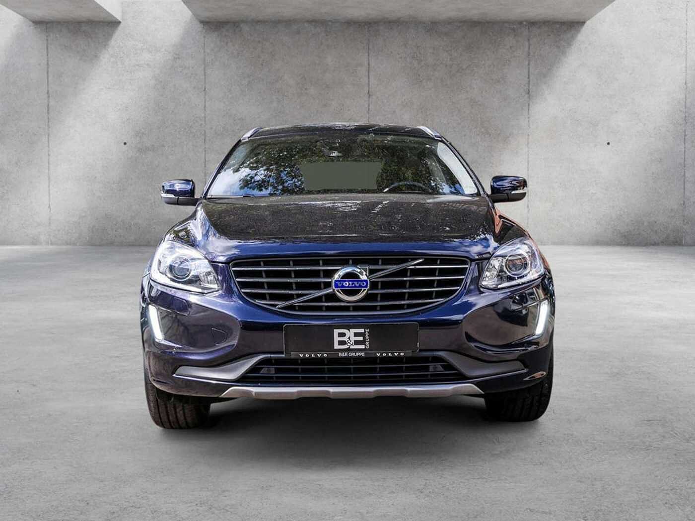 Volvo  D5 AWD Geartronic Summum SHZ FACEL. PANO