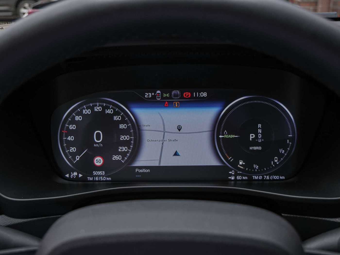 Volvo  T5 Recharge Plug-In Hybrid Plus Dark LED