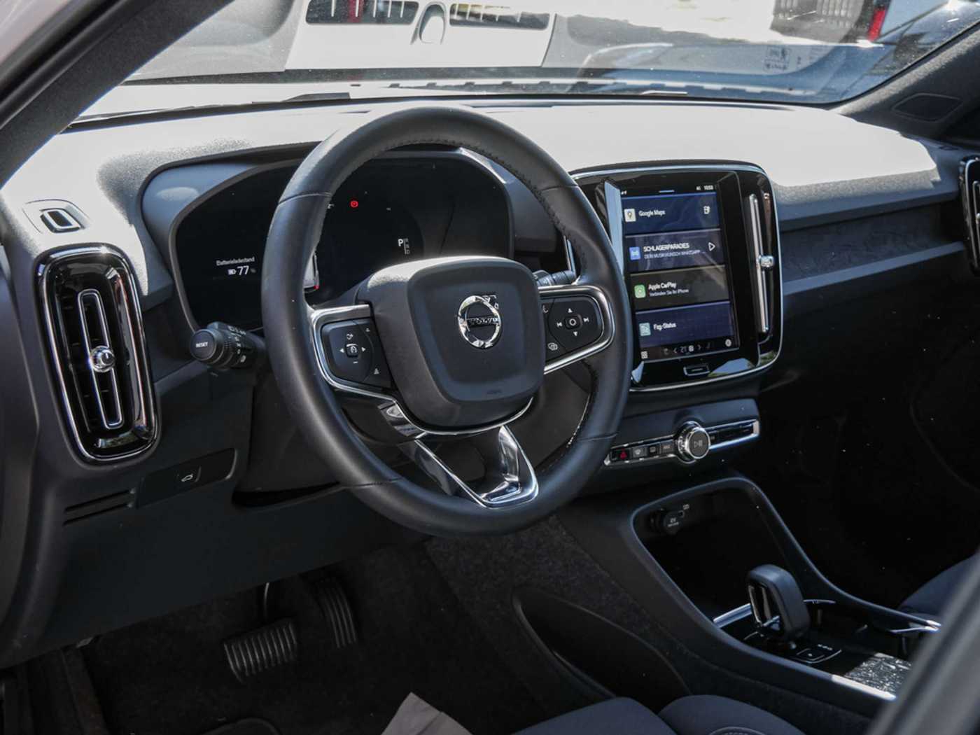 Volvo  Core Recharge Pure Electric AWD NAVI LED
