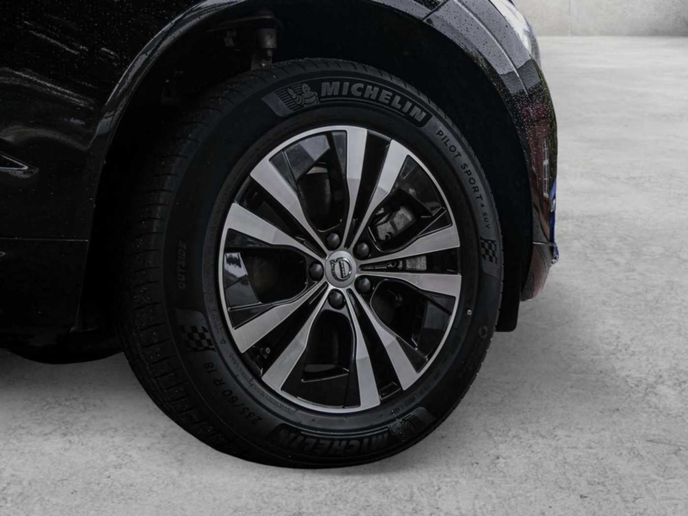 Volvo  T6 Inscription Expression Recharge Plug-In Hybrid AWD