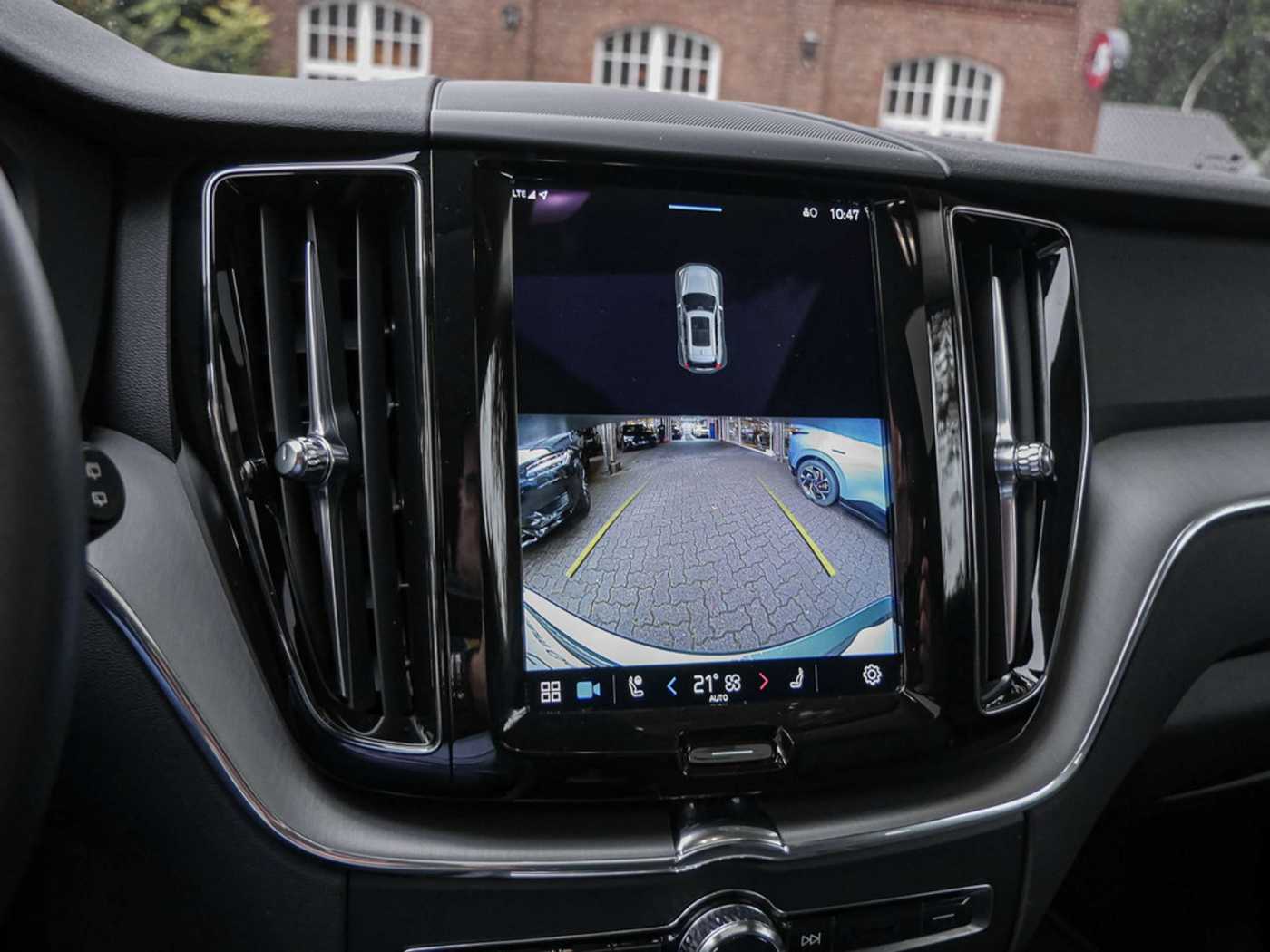 Volvo  T6 Inscription Expression Recharge Plug-In Hybrid AWD