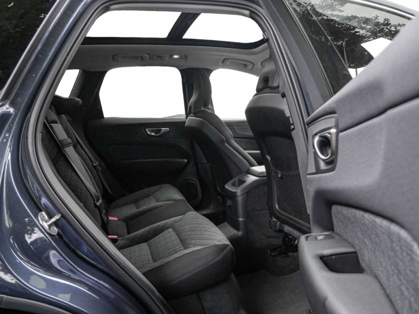 Volvo  T6 Inscription Expression Recharge Plug-In Hybrid AWD