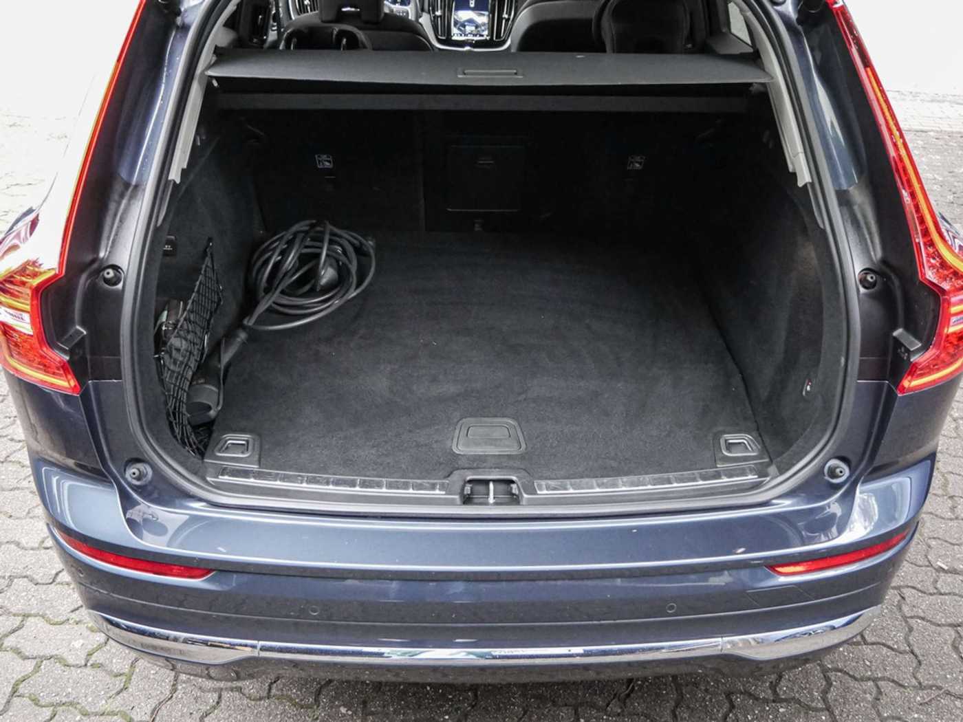 Volvo  T6 Inscription Expression Recharge Plug-In Hybrid AWD