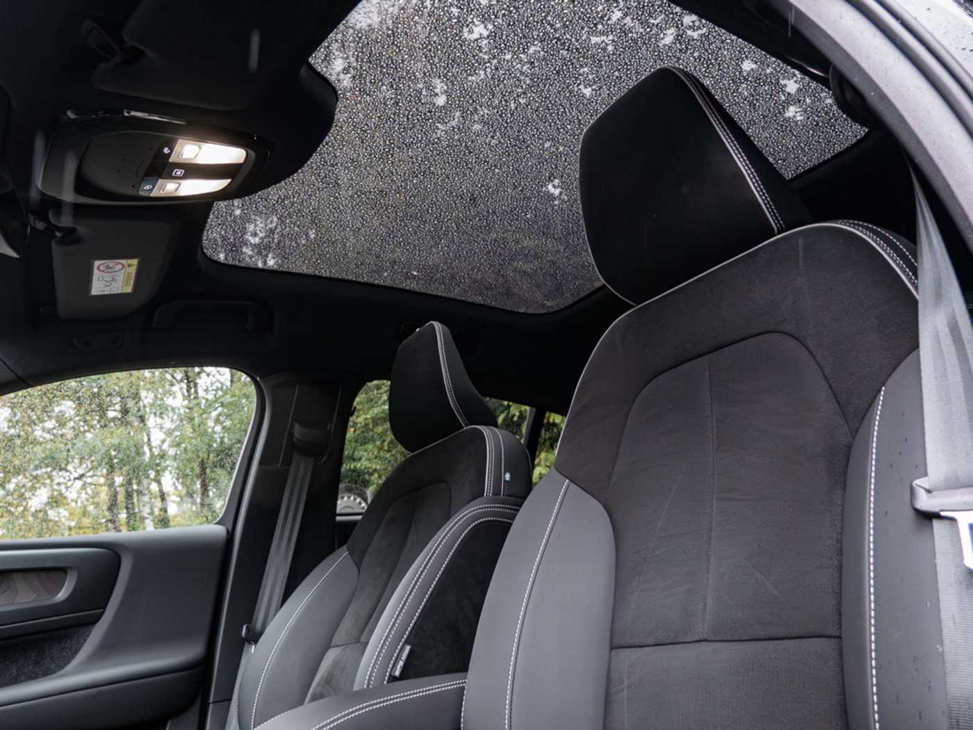 Volvo  Ultimate Recharge Pure Electric Single Motor