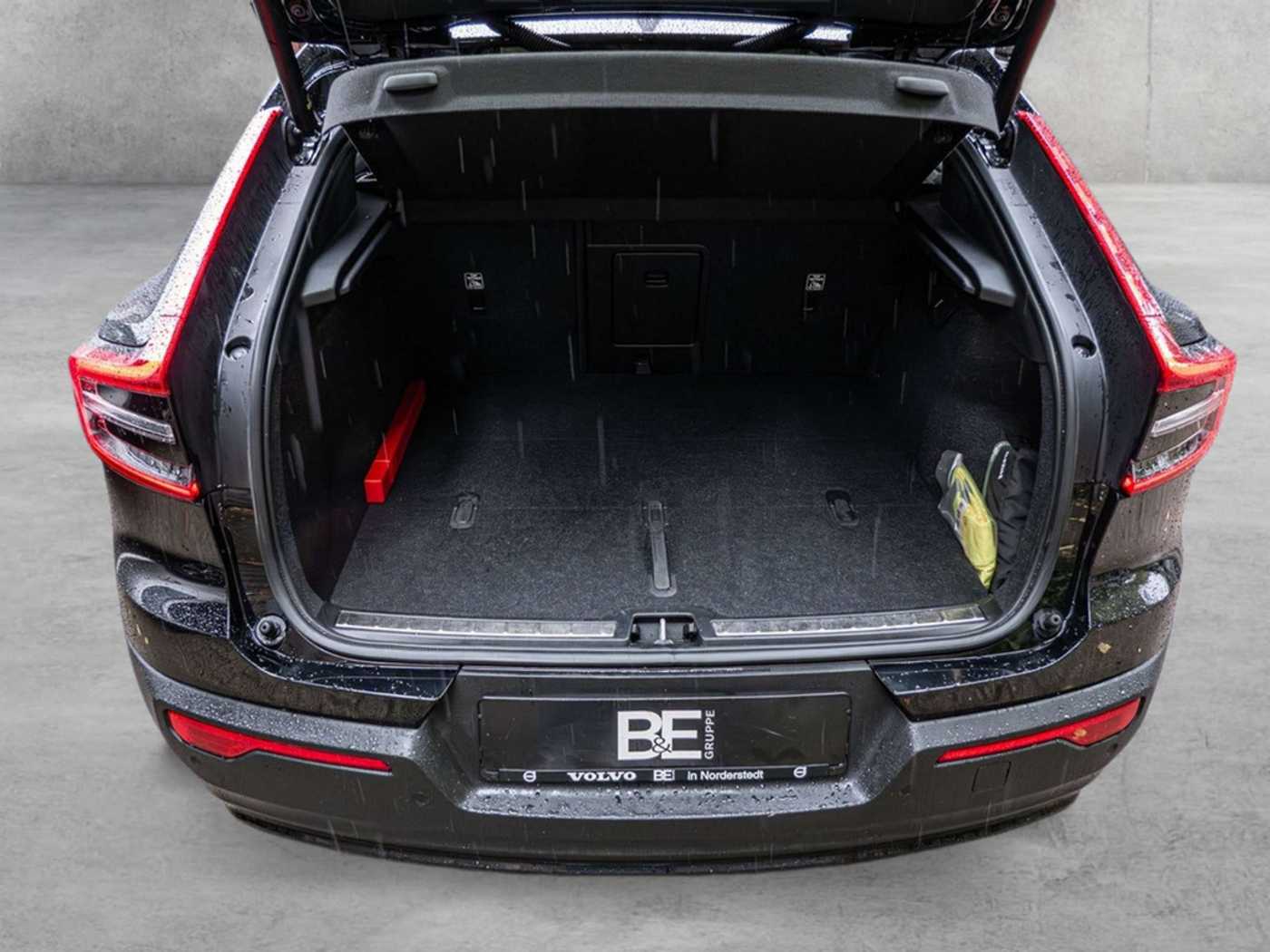 Volvo  Ultimate Recharge Pure Electric Single Motor