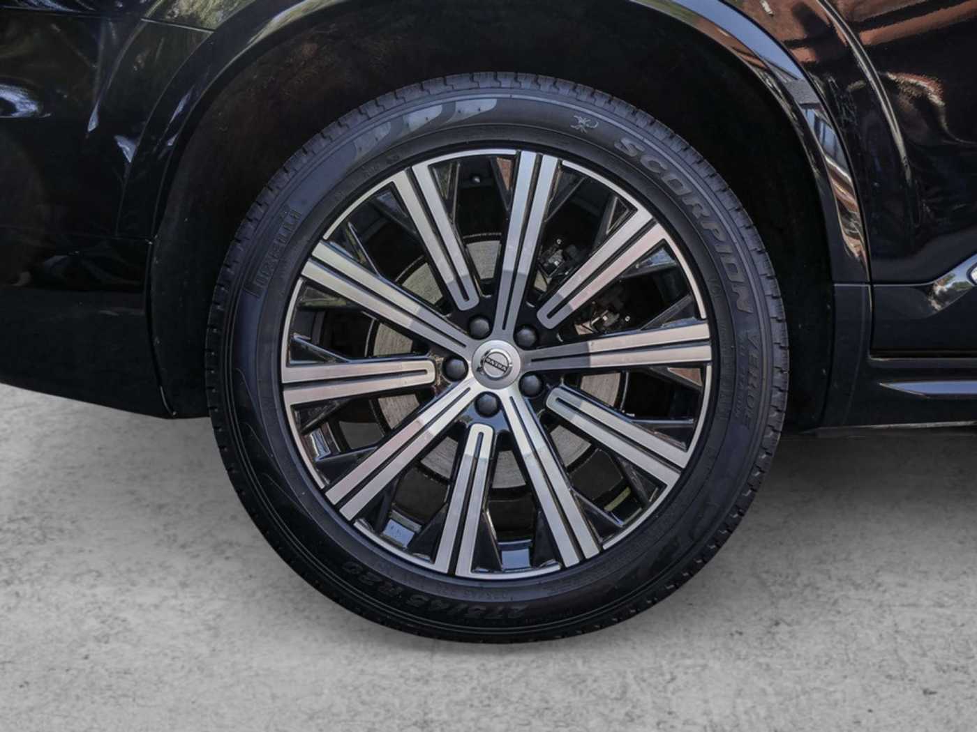 Volvo  T8 Plus Bright Recharge Plug-In Hybrid AWD