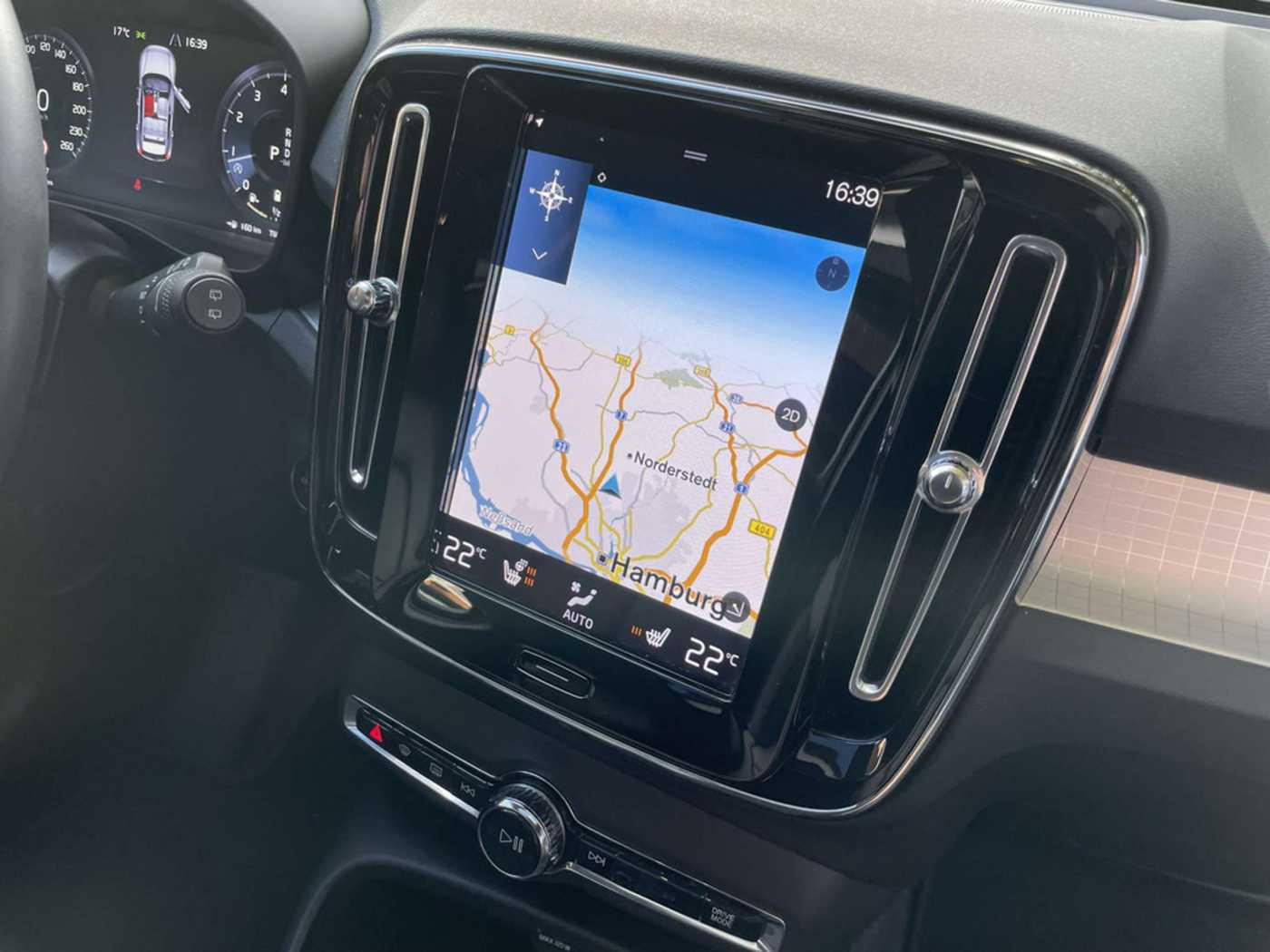 Volvo  B4 Geartronic Momentum Pro SHZ W-LAN LED