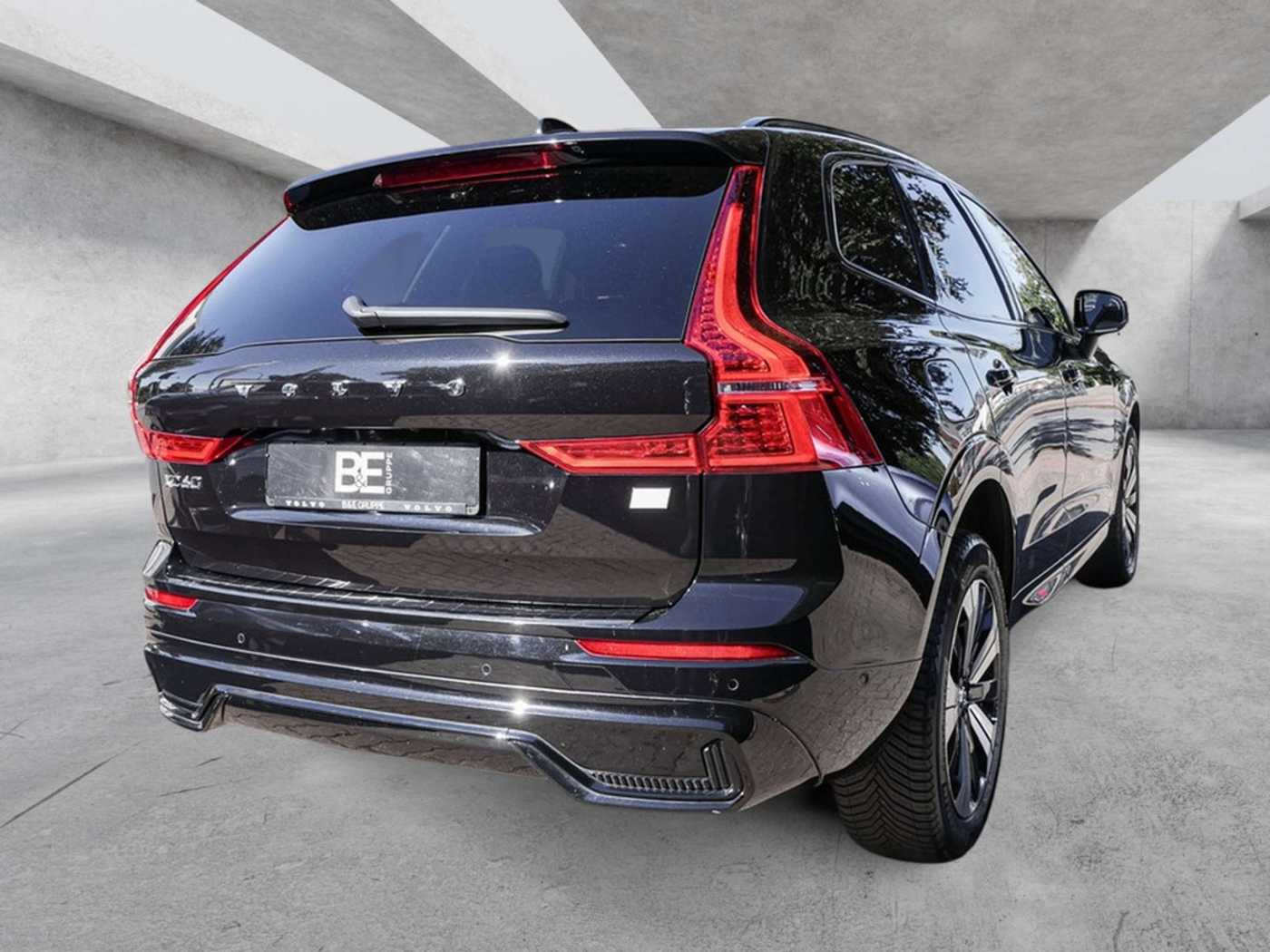 Volvo  T8 AWD Recharge Plus Dark Plug-In Hybrid