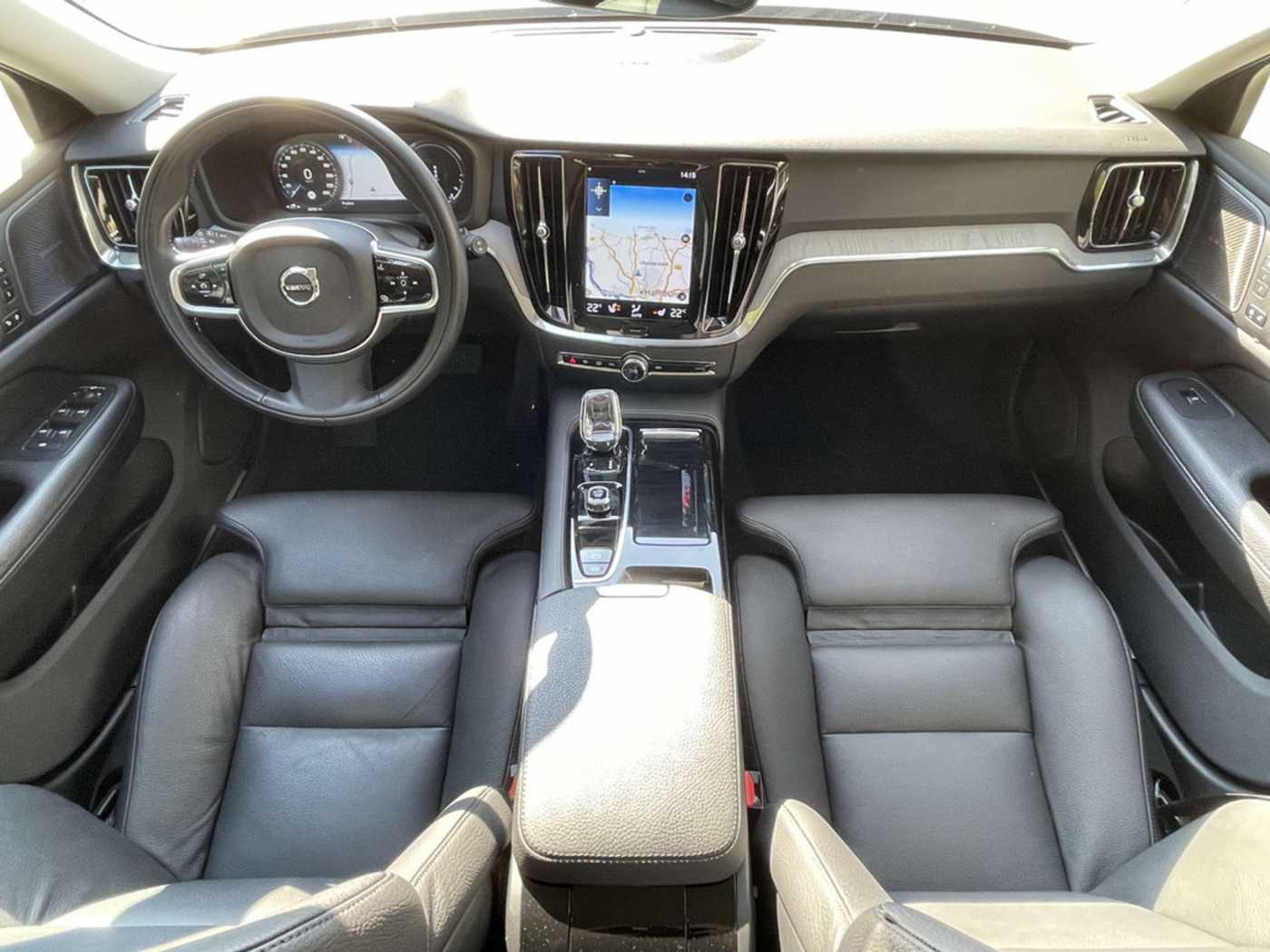 Volvo  T6 Plus Bright Recharge Plug-In Hybrid AWD