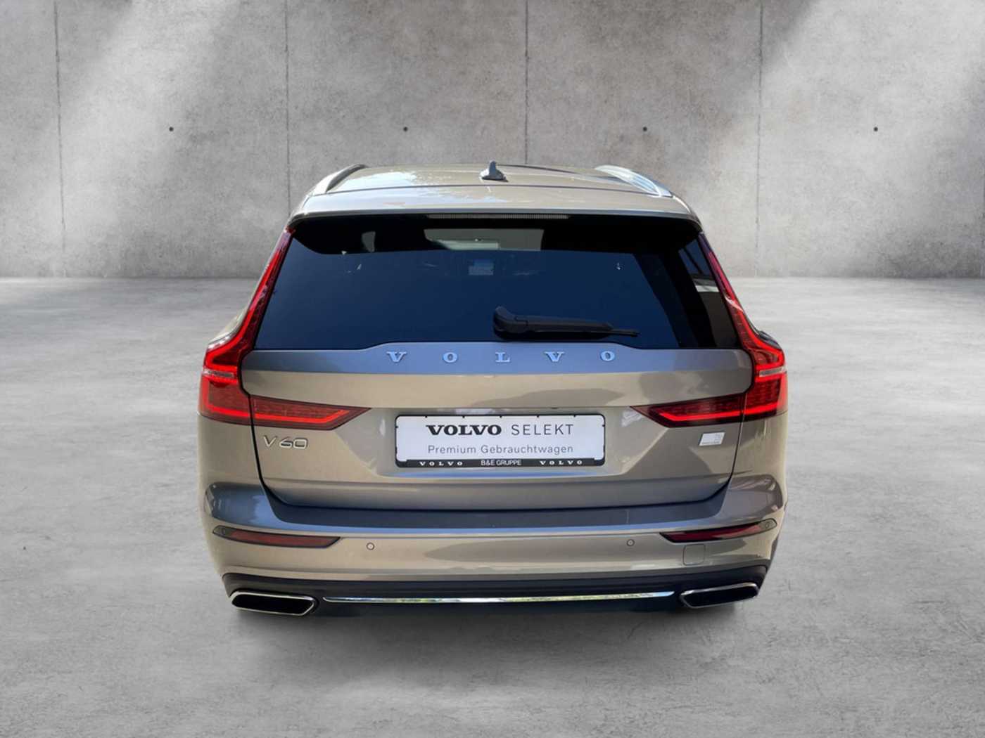 Volvo  T6 Plus Bright Recharge Plug-In Hybrid AWD