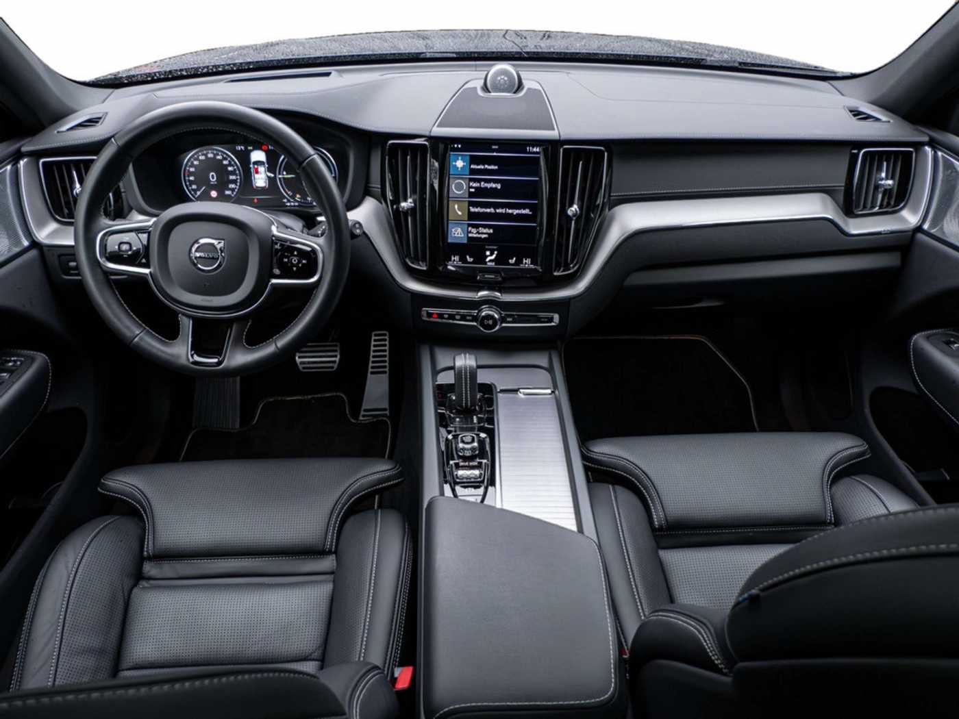 Volvo  T6 AWD R-Design Plug-In Hybrid AHK | B&W | LUFTFAHRWERK | ACC | PANORAMA