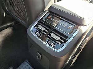 Volvo  T8 Recharge Ultimate Dark AWD B&W | MASSAGE | LUFT | 360°