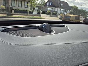 Volvo  T8 Recharge Ultimate Dark AWD B&W | MASSAGE | LUFT | 360°