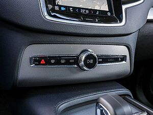 Volvo  T8 AWD Recharge Plug-In Hybrid Ultimate Bright