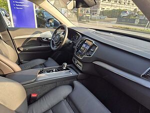 Volvo  T8 Recharge Ultimate Bright Plug-In Hybrid