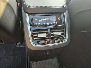 Volvo  T8 Recharge Ultimate Bright Plug-In Hybrid
