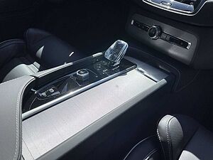 Volvo  T8 Plus Bright Recharge Plug-In Hybrid AWD
