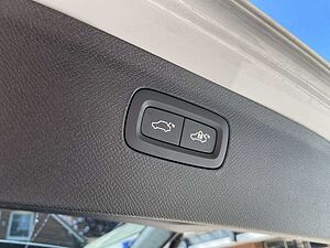 Volvo  T8 Plus Bright Recharge Plug-In Hybrid AWD