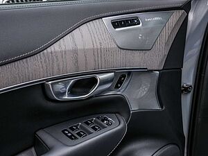 Volvo  T8 Ultra Bright Recharge Plug-In Hybrid AWD