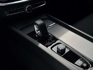 Volvo  B5 Ultimate Dark AWD
